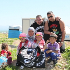 C'est rendu que les motards se mêlent de ça...