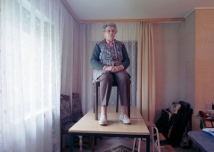 Elle attend son Maywest