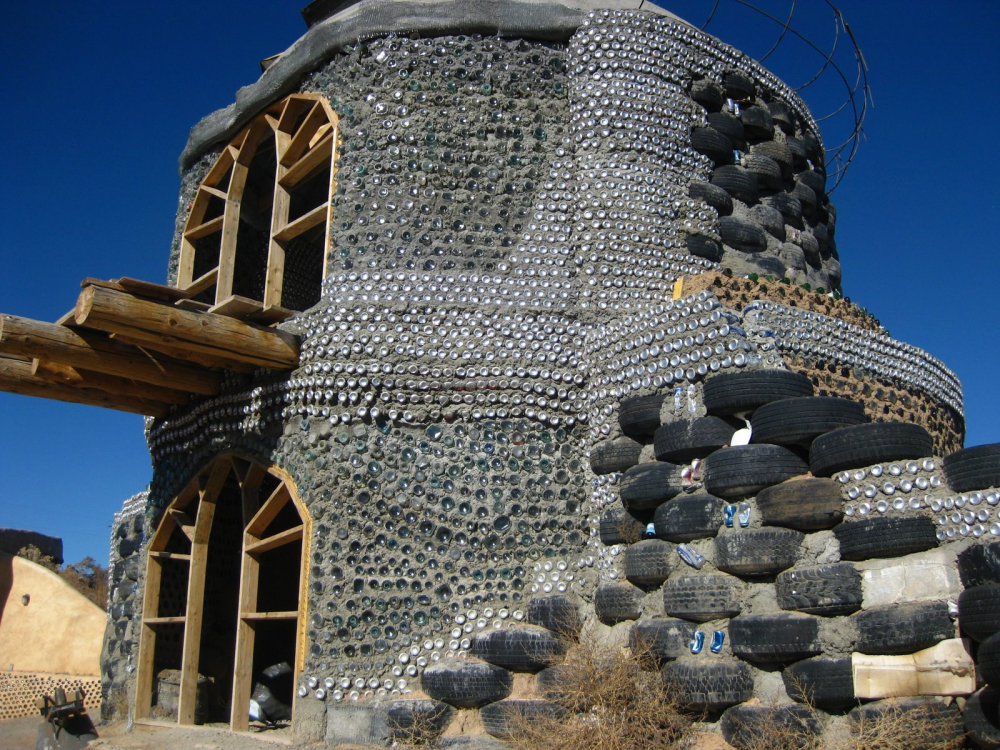 earthships-on-pinterest-earthship-home-and-google-images_earthship-interior-design_interior-design_i-description-software-apps-industrial-home-best-tumblr.thumb.jpg.220b1cc9f3dc6835372cd0144400e49d.jpg