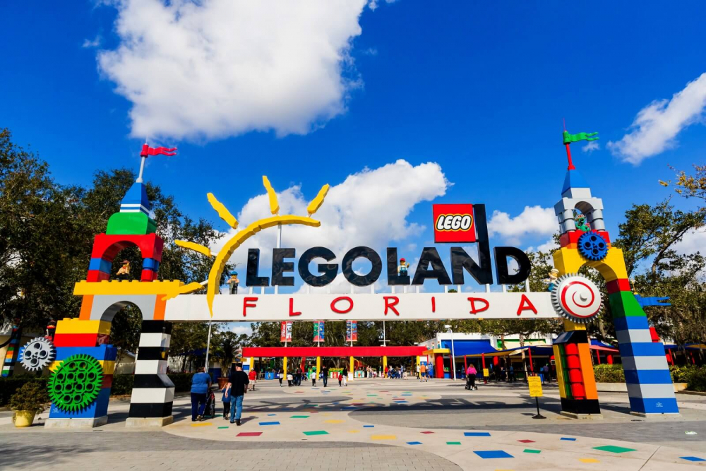 legoland.thumb.jpg.1783728e1dc19514b765e1bf717a6a72.jpg